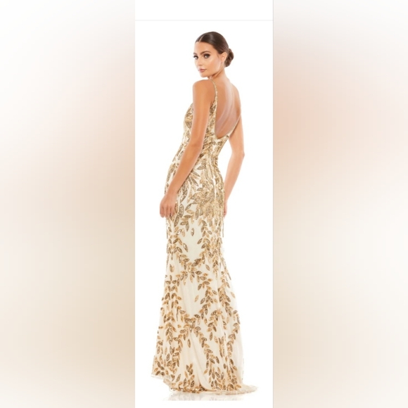 Mac Duggal Embellished Leaf Gown in Gold 16 NWT - Picture 3 of 16